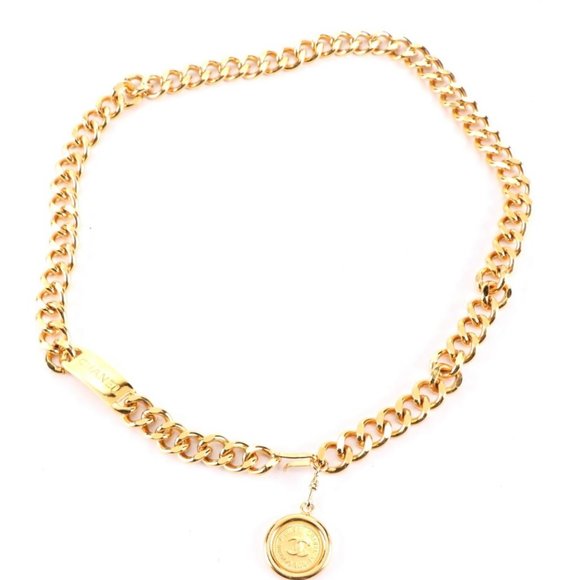 Chanel Gold tone Horseshoe Faux Pearl Medallion Heavy Chain Belt/Necklace